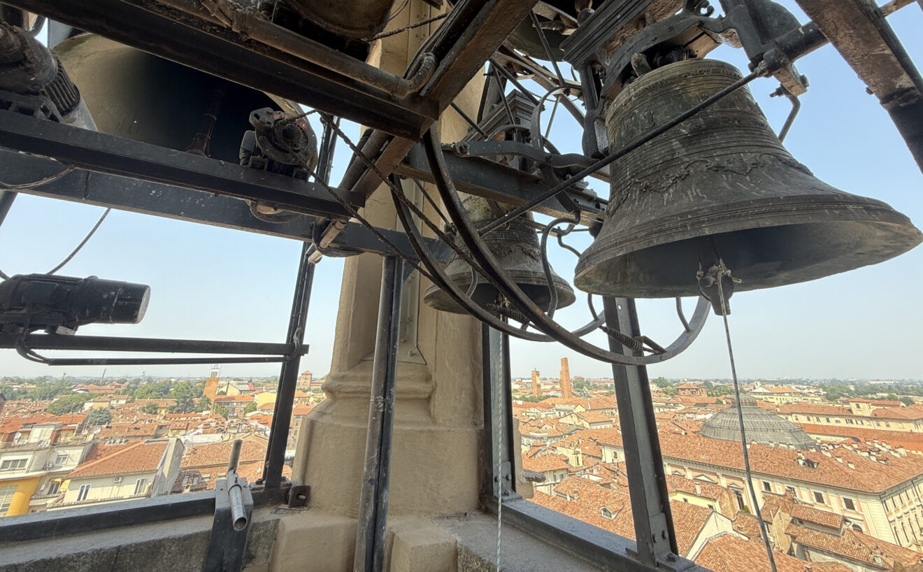 Pavia si prepara alla visita del Papa: domenica 15 marzo le campane suonano in tutta la Diocesi