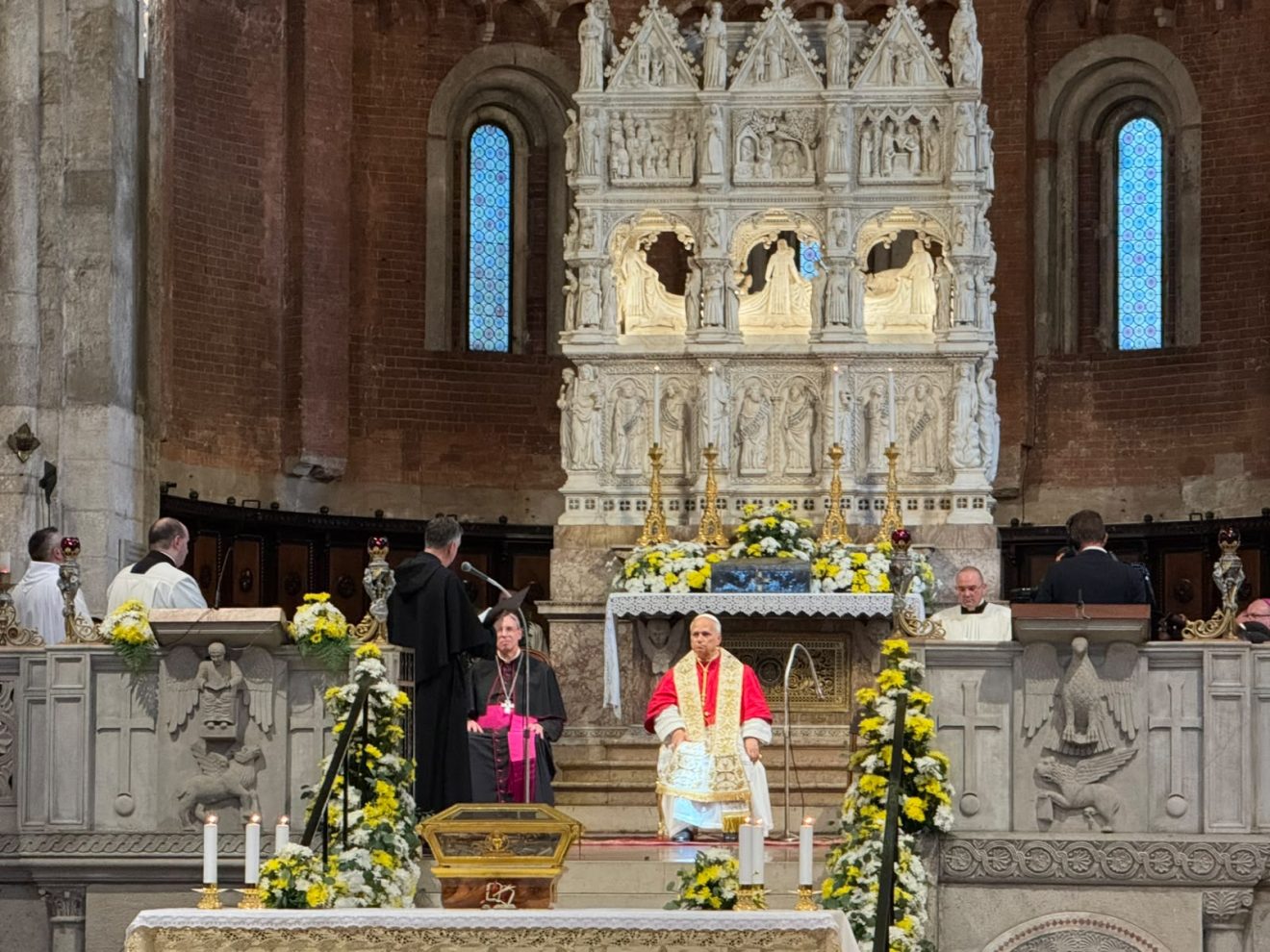 La visita di Papa Leone XIV a Pavia: l’omelia del Santo Padre nella basilica di San Pietro in Ciel d’Oro